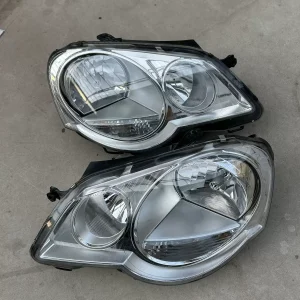 Adapt to Volkswagen polo headlight assembly, old pineapple, enjoy headlight assembly, original car-removal parts