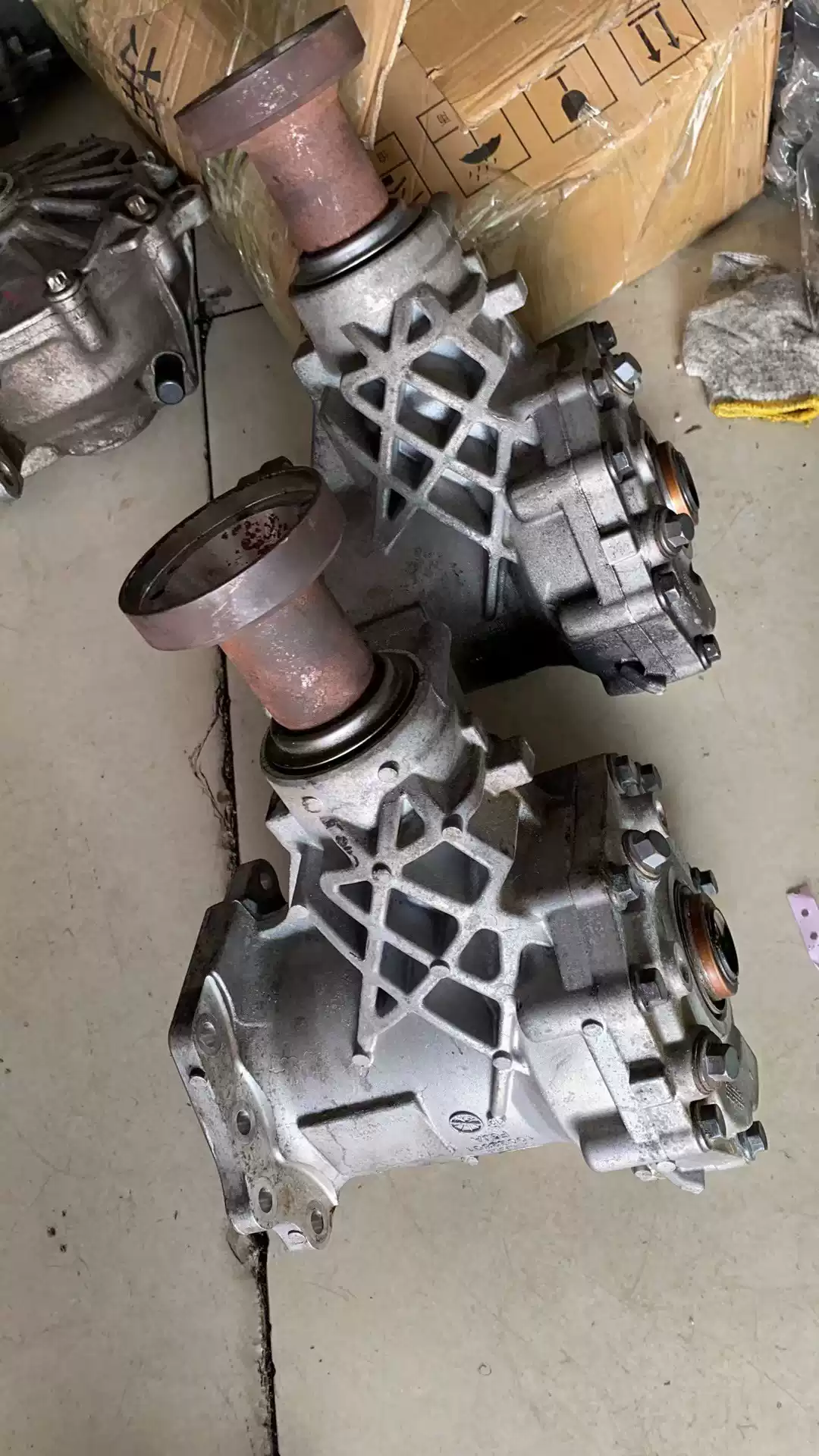 Applicable to Land Rover Range Rover Sport Aurora Discovery Three Freelander Front Differential Discovery Four-point Transmission Assembly - Image 4