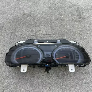 Adapt to Nissan Sunshine Instrument Panel Assembly Water Temperature Meter Milometer Assembly Original authentic car-removal parts