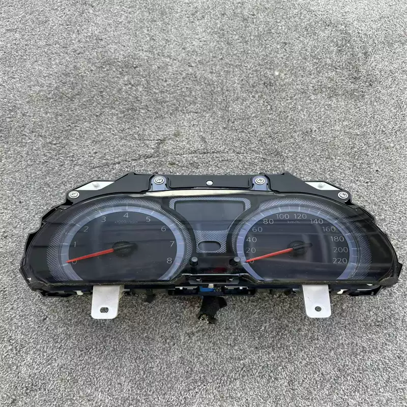 Adapt to Nissan Sunshine Instrument Panel Assembly Water Temperature Meter Milometer Assembly Original authentic car-removal parts