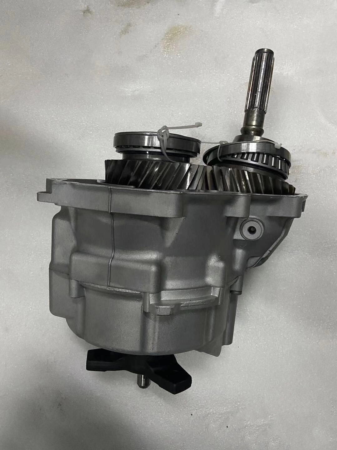 Suitable for Mercedes-Benz GLK260 GLK350 GLK300 GLC260 GLC300 front and rear differential transfer case - Image 6