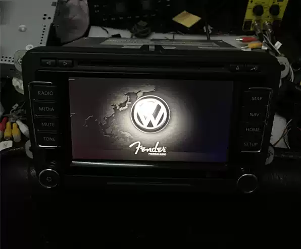 Volkswagen Magic Machine RNS510 has good sound quality, Sagitar Magotan New Parade Top is equipped with car removal parts, supporting reversing image DVD - Image 3