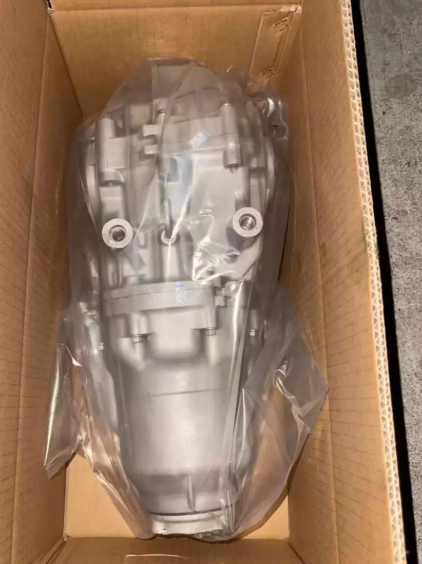 Suitable for Honda CRV URV Siwei Crown Road Haoying rear axle tail teeth transfer case front and rear differential assembly - Image 5