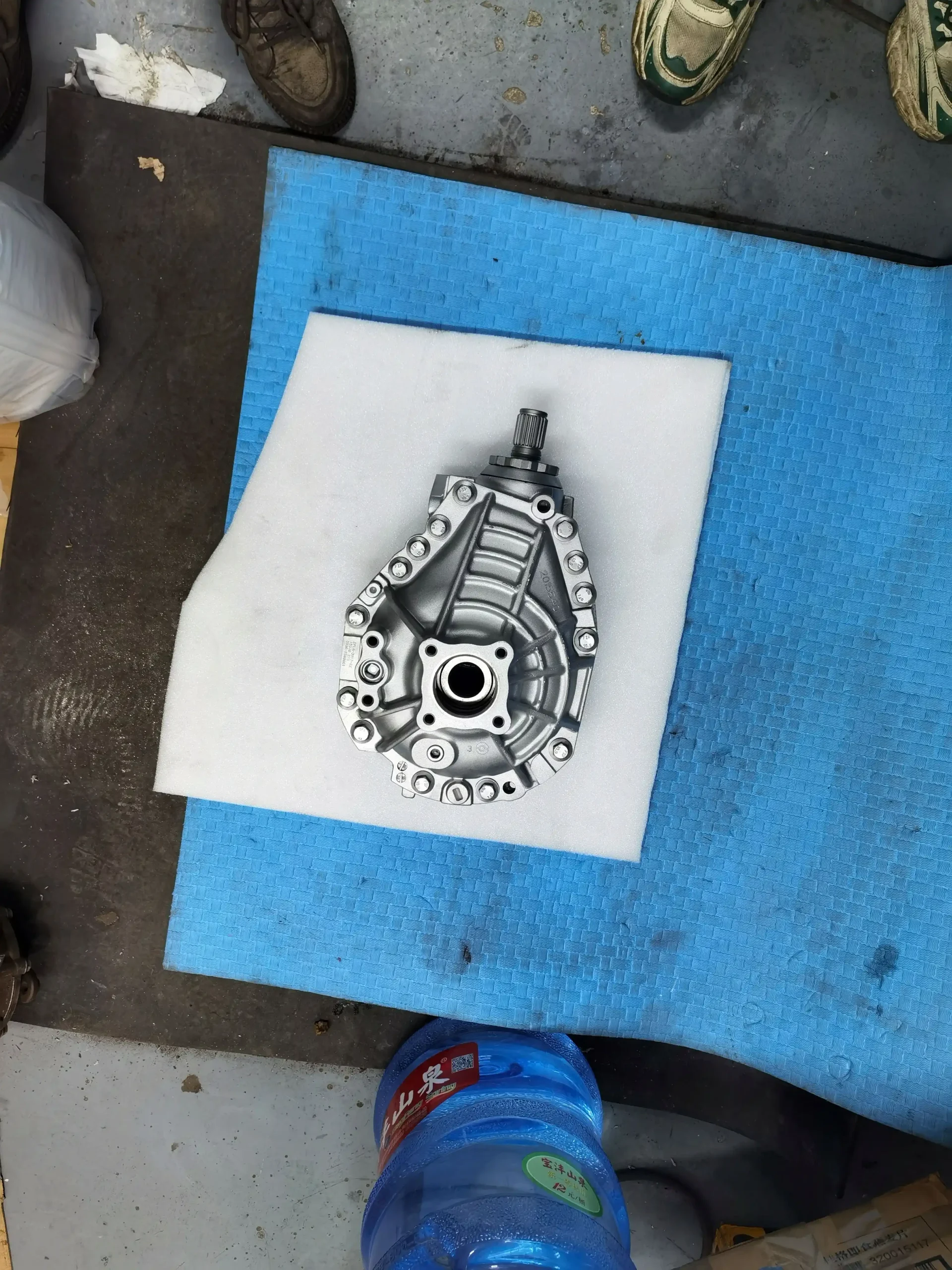 Applicable to Land Rover Range Rover Discovery Aurora Freelander 2.6-speed, 8-speed front and rear differential transfer gearbox assembly - Image 5