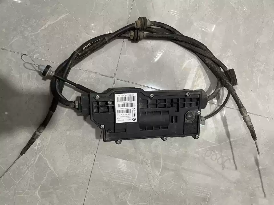 Applicable to BMW 7 Series X5 X6 740 730 X6E70 71F15 16 Handbrake Module Electronic Handbrake Module
