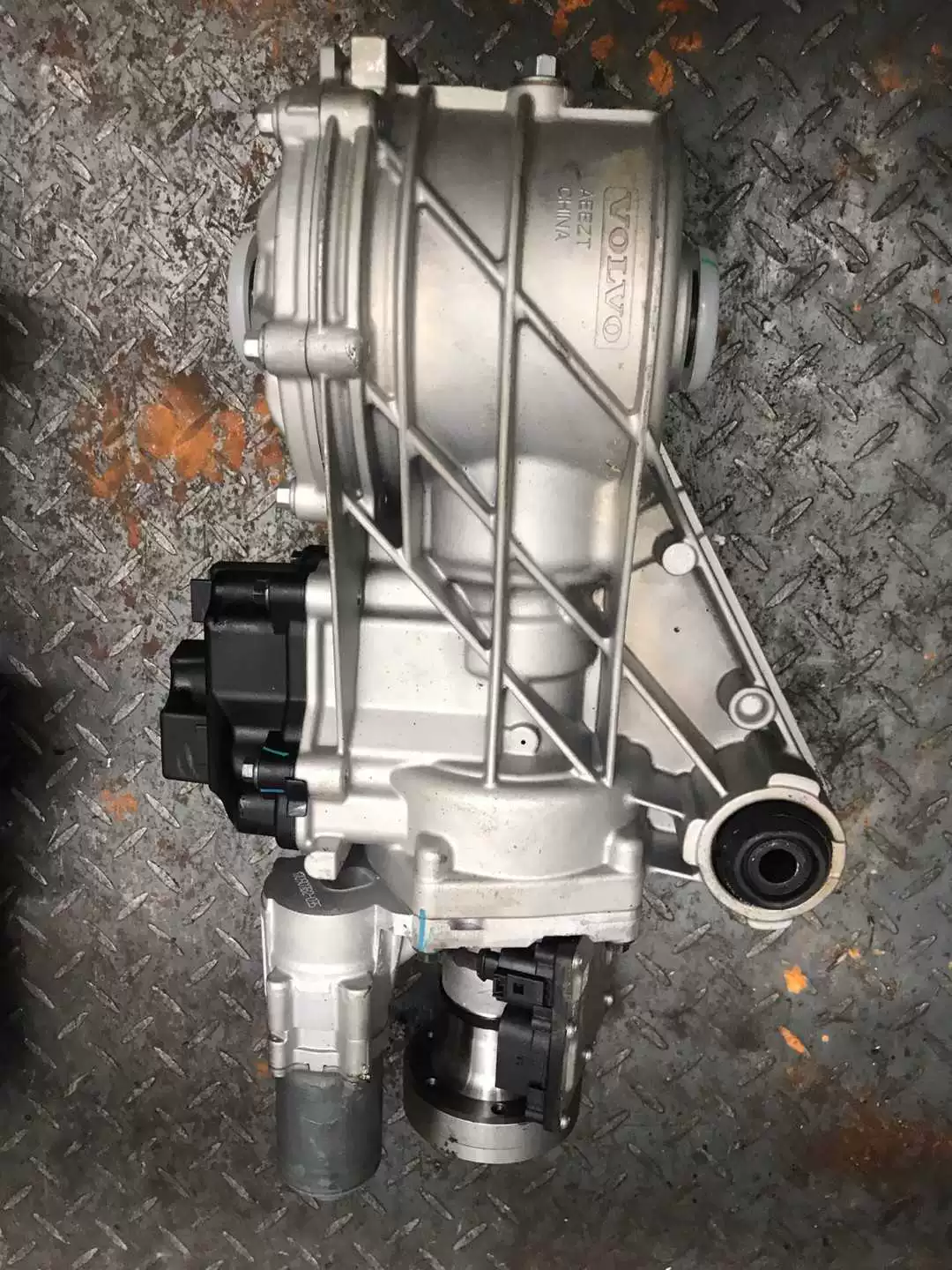 Applicable to Volvo XC60XC90 S60 S80L front and rear differential four-wheel drive coupler tail teeth transfer case assembly - Image 6