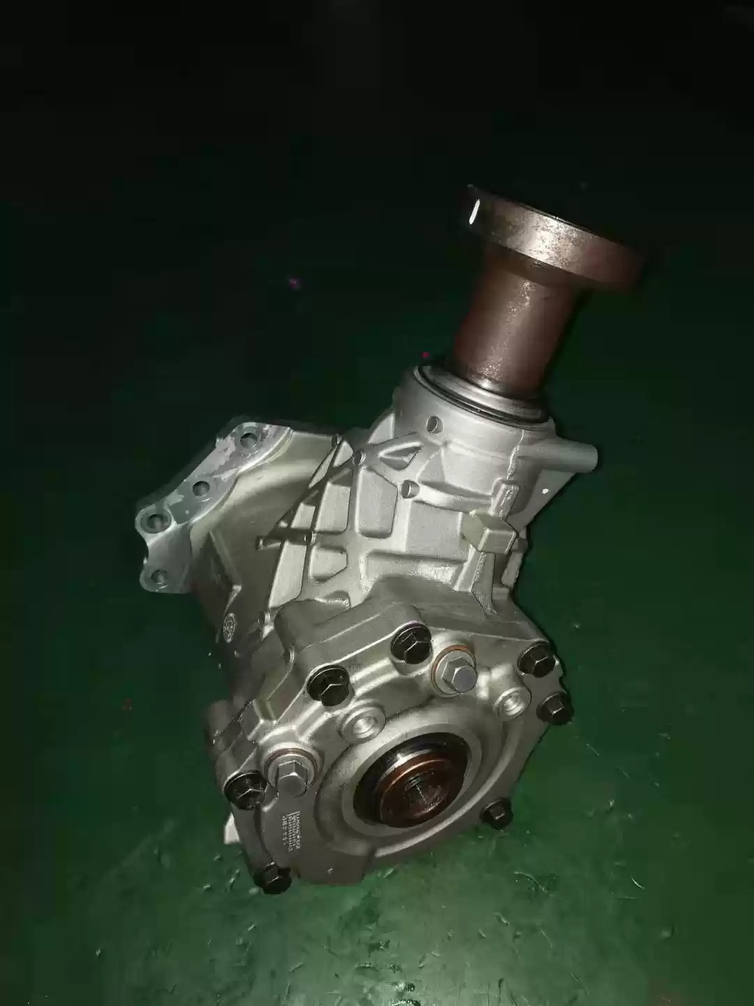 Applicable to Land Rover Range Rover Sport Aurora Discovery Three Freelander Front Differential Discovery Four-point Transmission Assembly