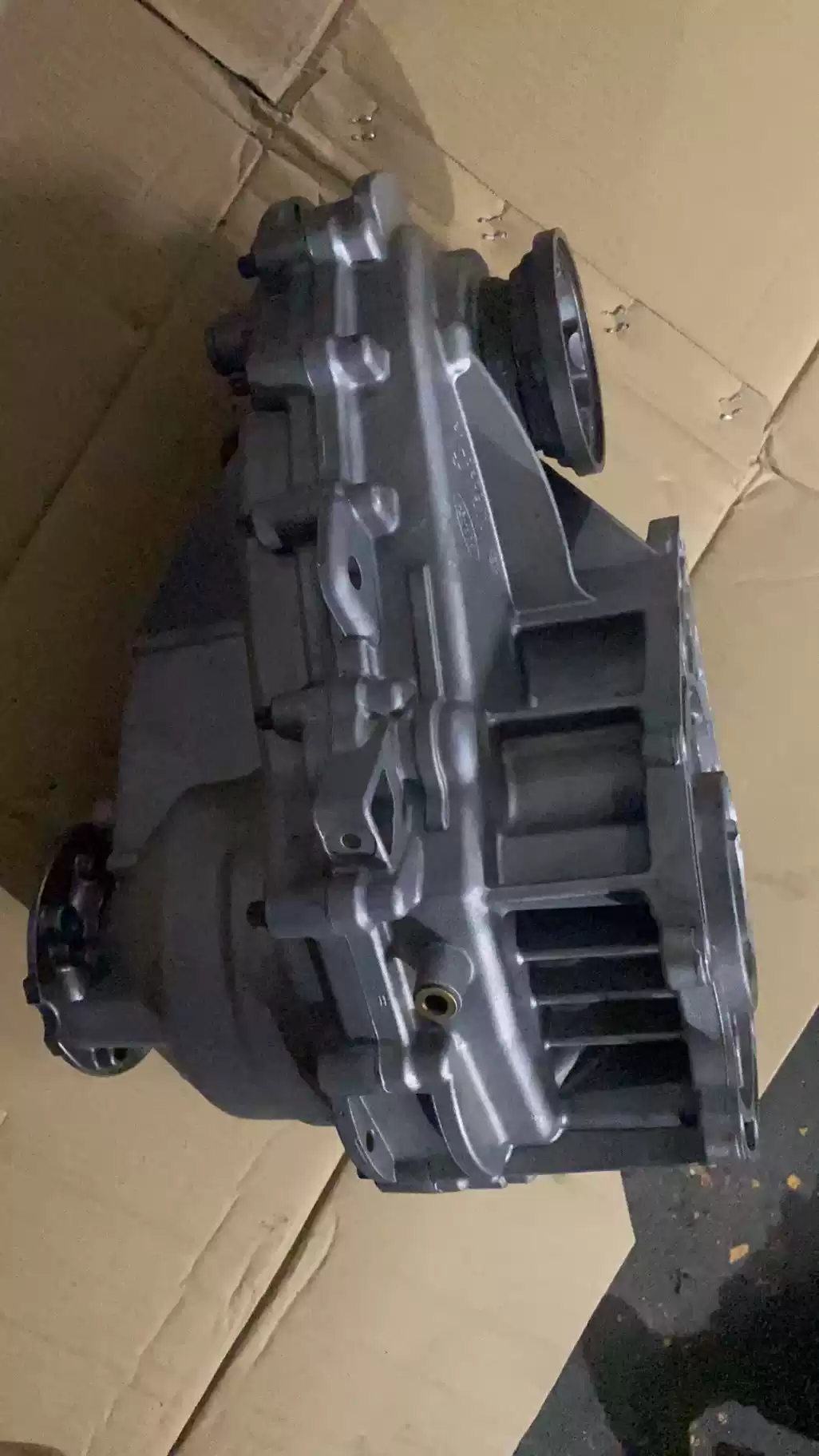 Applicable to Land Rover Freelander 2 Discovery 3 Discovery 4 Range Rover Sport Range Rover Aurora Front Differential Transfer Case Assembly - Image 4