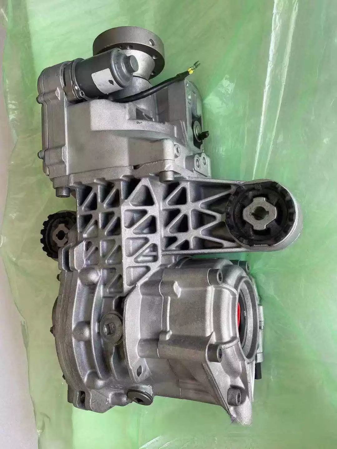 Adapted to Cadillac ATSL SRX CTS ATS Rear Axle Differential Coupler Transfer Case Assembly - Image 3