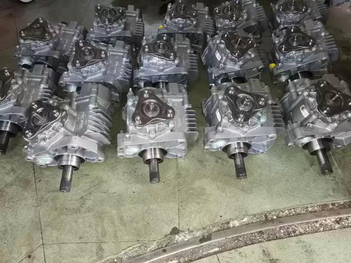 Suitable for Volkswagen Tiguan's new and old models Tuhuan Touwei Golf Magotan front and rear differential transfer gearbox assembly - Image 3