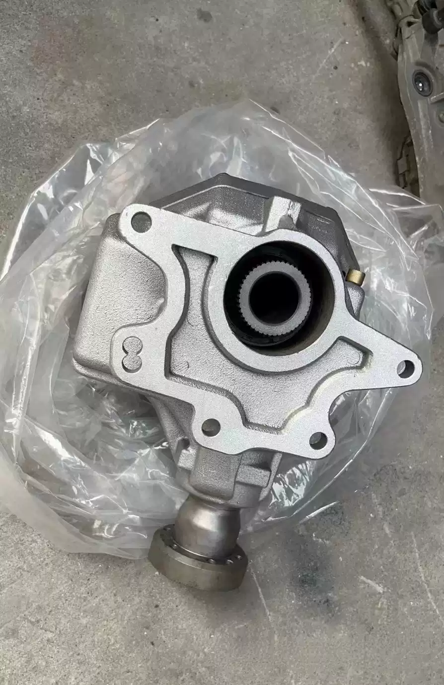 Applicable to Volvo XC90 XC60 s80 s60 s90 Transfer Case Front and Rear Differential Transfer Case Assembly - Image 3